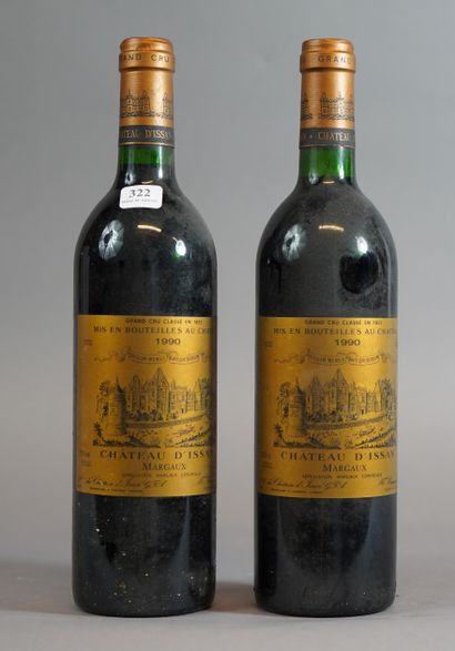 null 322- 2 bouteilles de Château d'Issan Margaux 1990