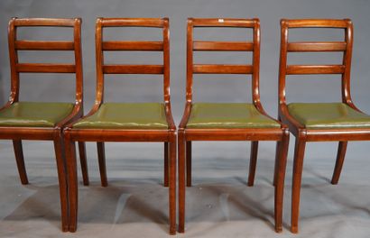 null 419- Suite de sic chaises Style Restauration H : 84 cm