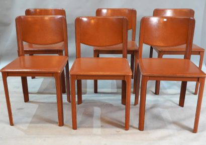 null 454- MATTEOGRASSI Suite de six chaises gainées de cuir H : 80 cm