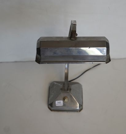 null 343- Lampe de bureau en métal chromé H : 38 cm
