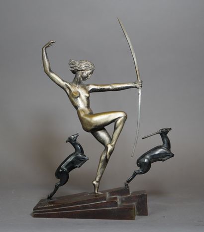 null 
141- Marcel André BOURAINE (1886-1948) ''Diane chasseresse'' Sculpture en bronze...