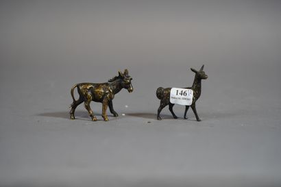 null 146- ''Ane'' et ''Lama'' Deux petits bronzes H : 5 cm et 4,5 cm