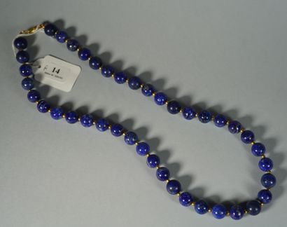 null 14- Sautoir choker en lapis-lazuli

Longueur : 62 cm