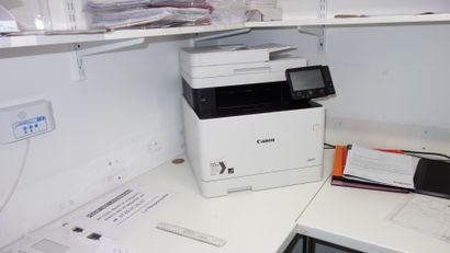  Mobilier de bureau dont ordinateurs, imprimantes, imprimante étiquette, sièges et...