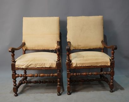 491- Paire de fauteuils en bois sculpté Style...