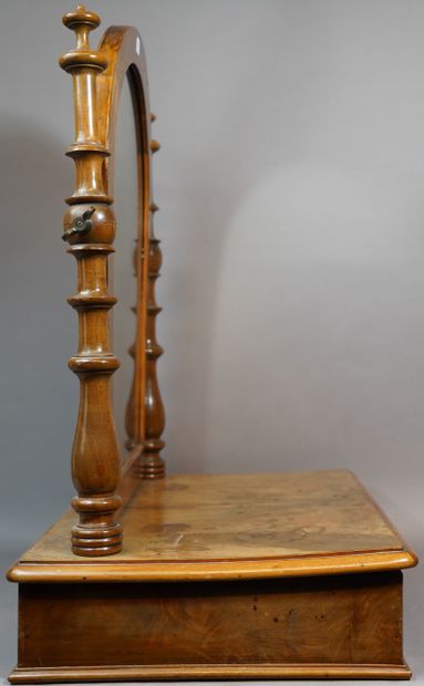 null 420- Barbière en bois de placage 63 x 54 x 35 cm