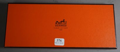 376- HERMES Paris Deux pochettes en soie...