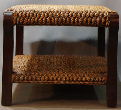 null 468- Table basse à deux plateaux en bois et rotin 50 x 107 x 60 cm
