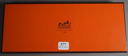 377- HERMES Paris Deux pochettes en soie...