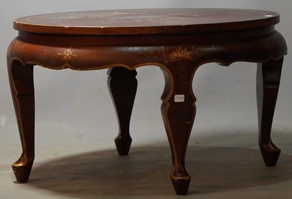 null 472- Table basse ronde en bois laqué à décor de fleurs Extrême-Orient 38 x 64...