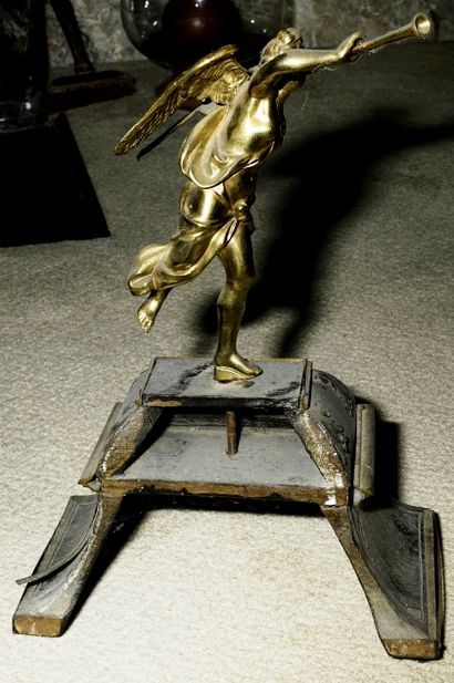 null 73- Cartel et sa console en marqueterie dite de Boulle et décor de bronzes dorés,...