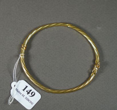 null 149- Bracelet jonc en or torsadé Pds : 4,50 g