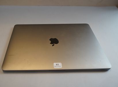 null 
61- APPLE Ordinateur portable MacBook Pro 
