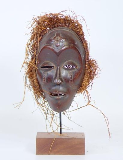 TSHOKWE Masque facial Zaïre Dim: 28,5 x 16 cm