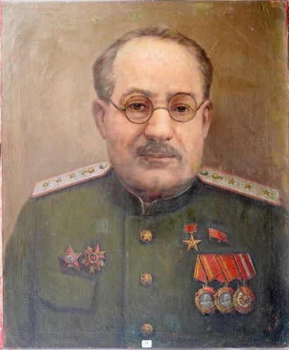 null 35- Abram VEKSLER

''Portrait du Général Bourdenko'' 

(chirurgien en chef de...