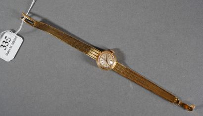 335- OMEGA Montre bracelet de dame en or...