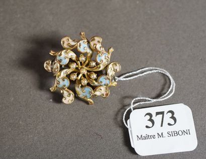 373- Broche en or émaillé et sertie de perles...