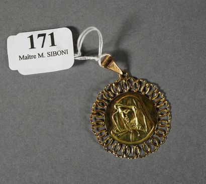 171- Médaille religieuse en or jaune Pds...