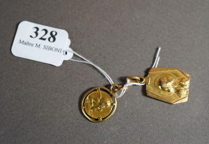 328- Deux médailles religieuses en or jaune...