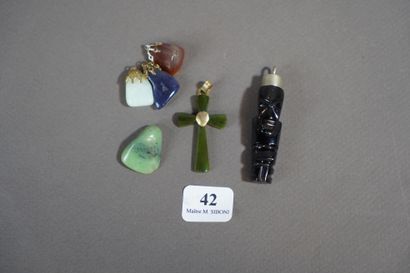 42- Lot of hard stone pendants