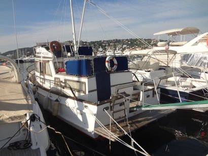 null 2-	Navire de plaisance :
Vedette Grand Banks Trawler 40 – Hiptimco
Année 1979
Longueur...