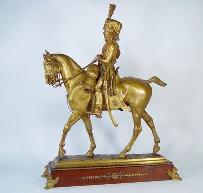 TOURGUENIEFF Pierre Nicolas (1854-1912). « Le grenadierà cheval » Bronze doré signé...