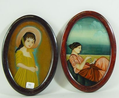 ECOLE FRANCAISE Femme et Enfant Deux peintures ovales Hauteur: 19 cm