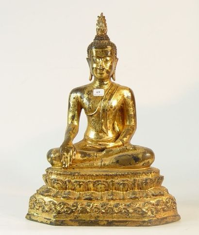 null Bouddha en bronze et métal doré Thaïlande Dim : 43 cm