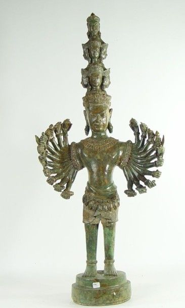 null Lokeshvara 
Bronze 
Hauteur: 98 cm