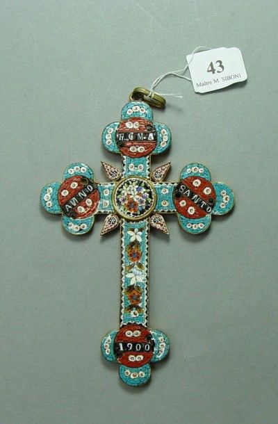 null Crucifix en métal doré, mosaïque multicolore, daté 1900 Roma Anno Santo