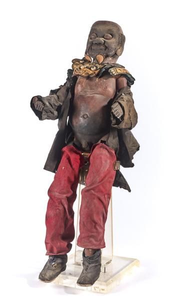 null Marionnette articulée en bois
Traces de polychromie
Chine du Sud. XIXème siècle...