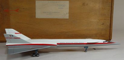 null "Maquette au 1/100 du projet moyen courrier supersonique des Sociétés Sud-Aviation...