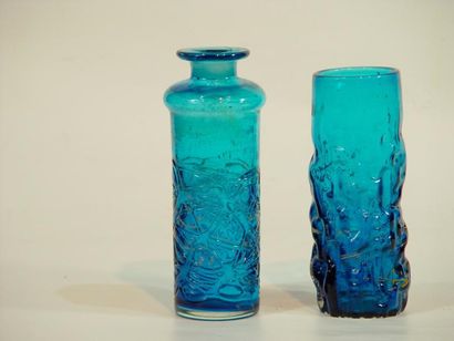 MURANO Deux vases en verre soufflé bleu