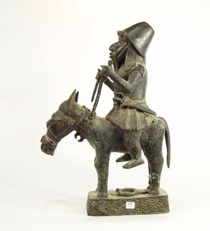 null "Cavalier"
Sculpture en bronze Style Bénin
Hauteur: 51 cm