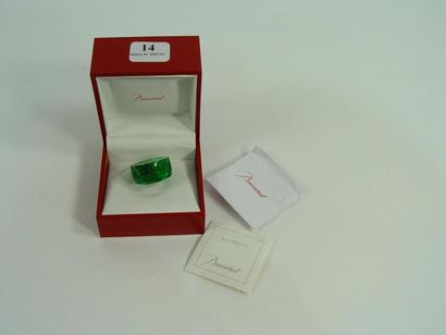 null 14- BACCARAT

Bague en cristal vert