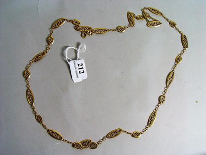 null 212- Collier en or jaune

Pds : 15,50 g