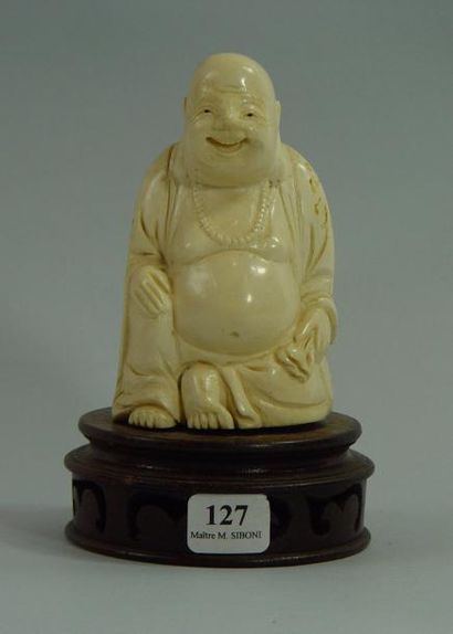 null 127- ''Bouddha''

Okimono en ivoire

Début XXème siècle

Hauteur : 10 cm