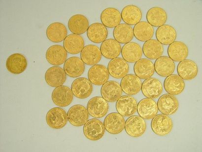 null 101- Quarante pièces de 20 F en or (dont 39 pièces au coq)
Pds : 257,85 g
(pourront...