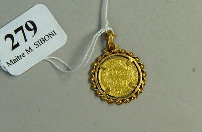 null 279- Pièce de deux pesos montée en pendentif

Monture en or jaune

Pds net :...