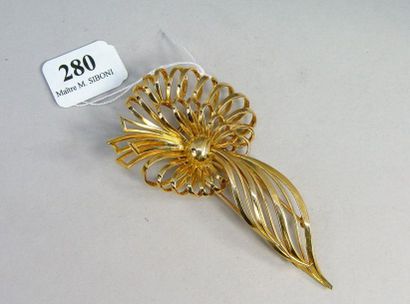 null 280- Broche ''Bouquet'' en or jaune

Pds net : 27 g