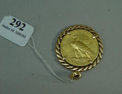 null 292- Pièce de 10 dollars en or jaune montée en pendentif

Pds : 22,50 g