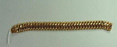 null 51- Bracelet souple en or jaune

Pds net : 37 g