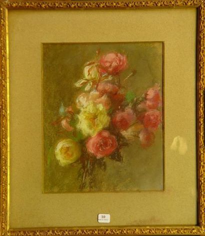 null 10- Ecole Française

''Roses''

Pastel

28 x 23 cm