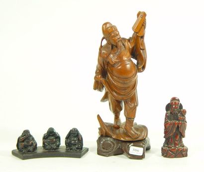 null 306- Lettré en bois sculpté

Groupe de trois bouddhas : ''Vieil homme et en...
