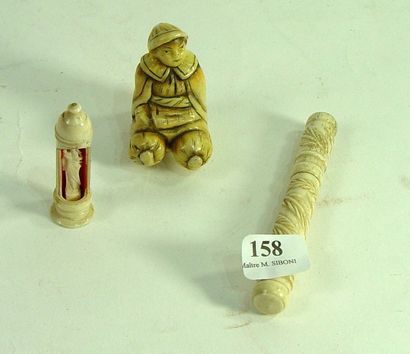 null 158- Porte-aiguille

(accident)

On y joint une ''Vierge et Enfant'' en ivoire...