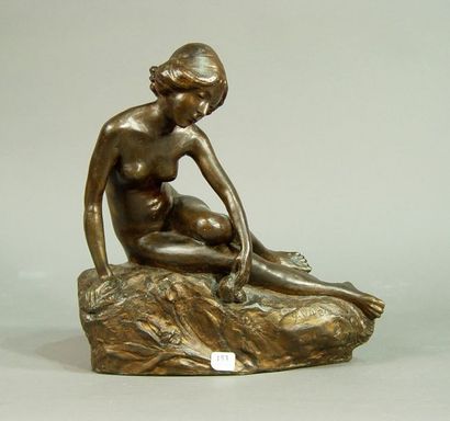 null 153- G. VIVENT

''Naïade''

Bronze

Hauteur : 30 cm