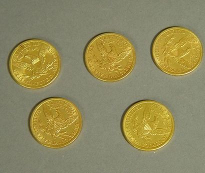null 155- Cinq pièces de 5 dollars en or