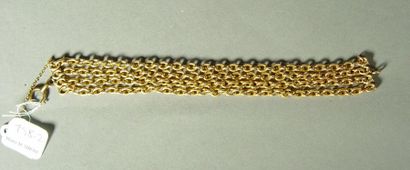 null 158-2: Bracelet en or jaune, fermoir métal
Poids brut 22g60