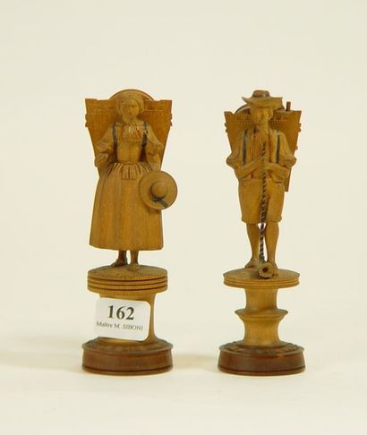 null 162- ''Couple tyrolien''

Deux sujets en bois sculpté

Hauteur : 11 cm