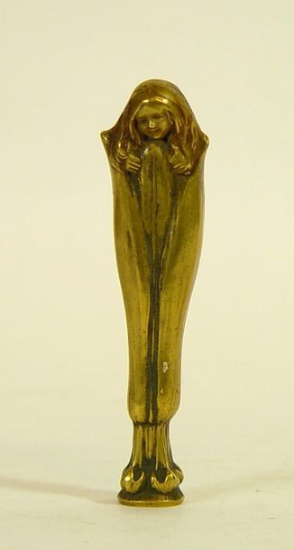null 168- Cachet en bronze doré à décor de femme-fleur

Signé Clerget

Hauteur :...